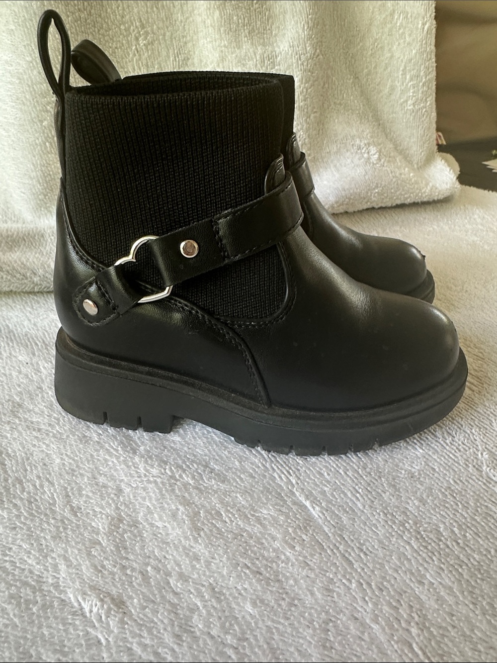 GAP Black Chelsea-Style Kids Boots with Heart Buckle